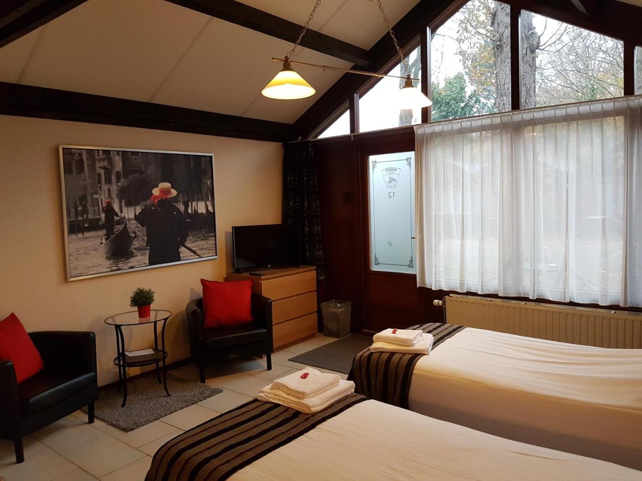 Motel Oostvoorne Exterior photo